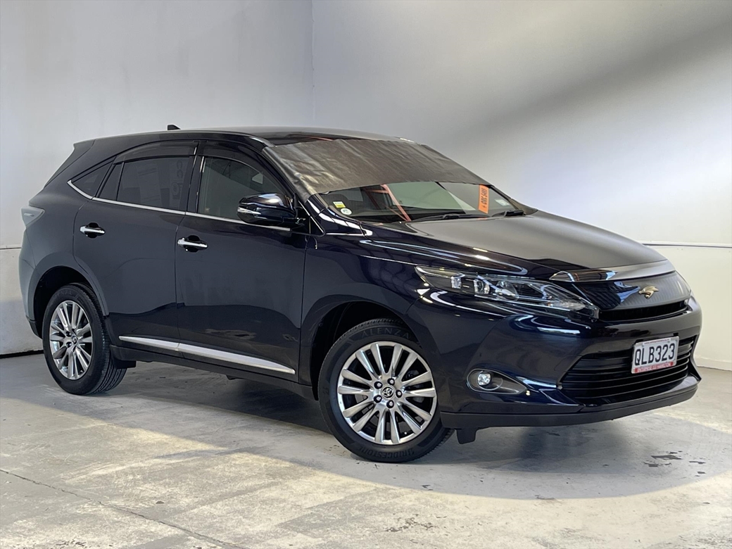 2015 Toyota Harrier 149,997kms | Image 1 of 18