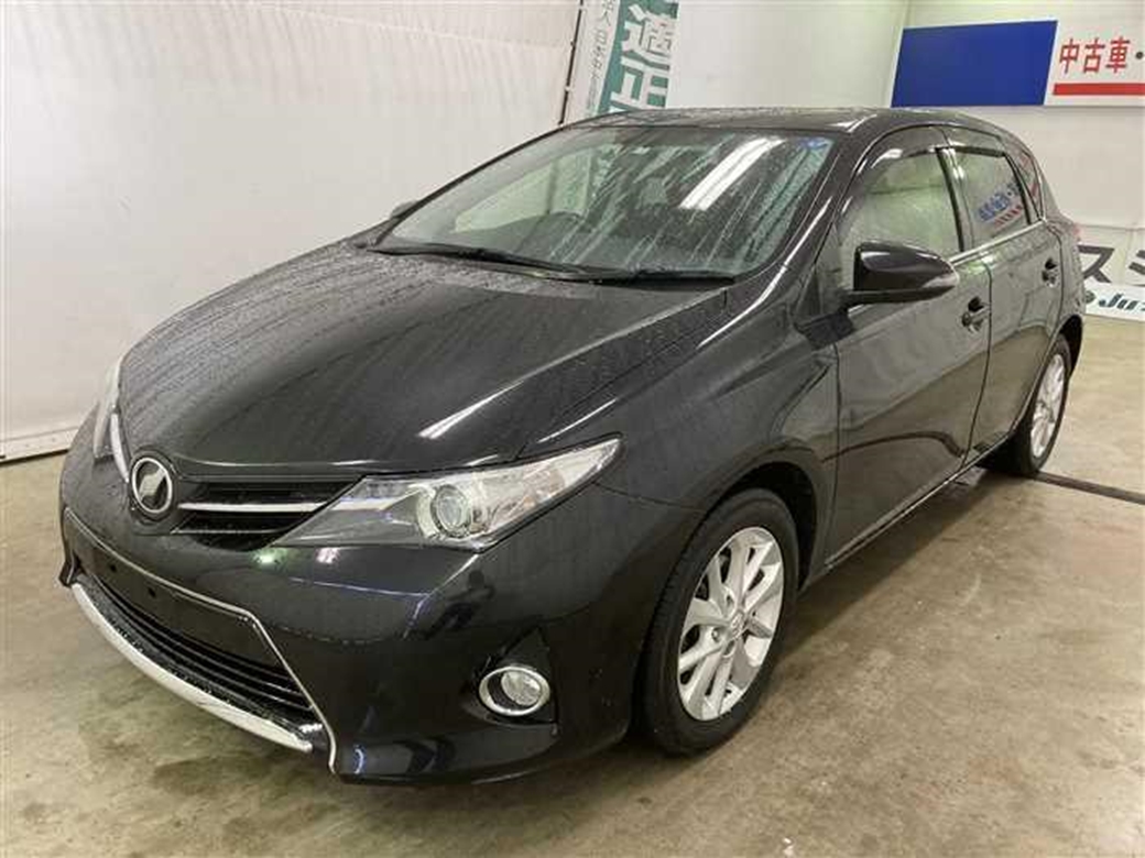 2013 Toyota Auris X 51,454kms | Image 1 of 22