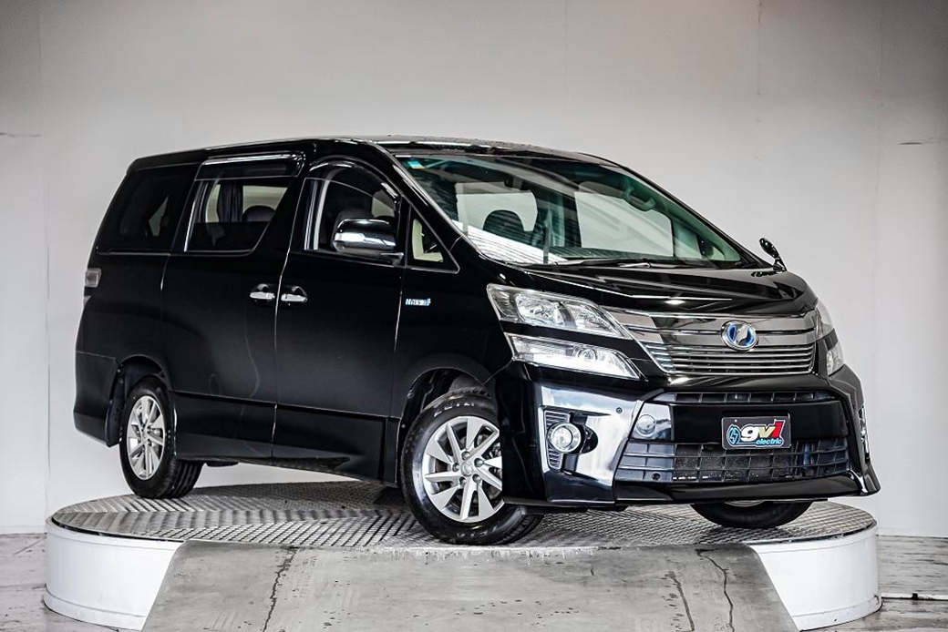 2012 Toyota Vellfire 4WD 110,320kms | Image 1 of 17