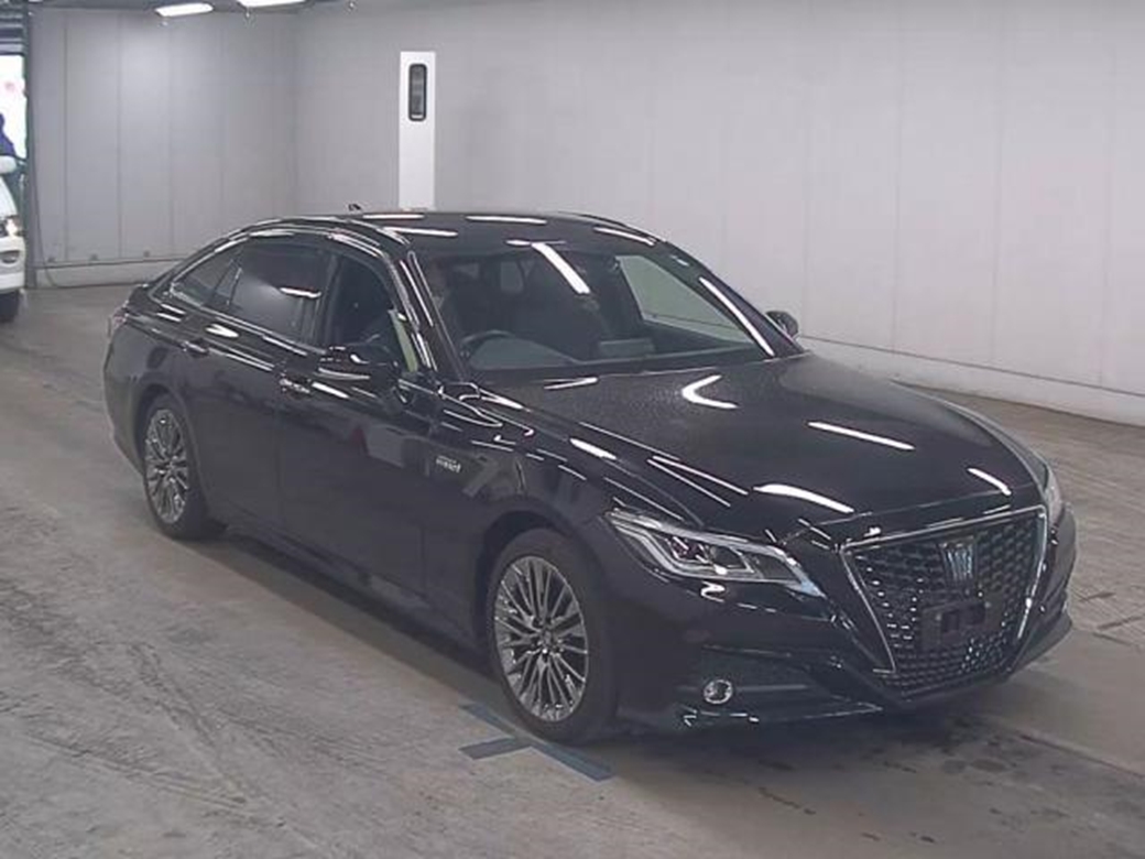 2019 Toyota Crown 107,837kms | Image 1 of 5