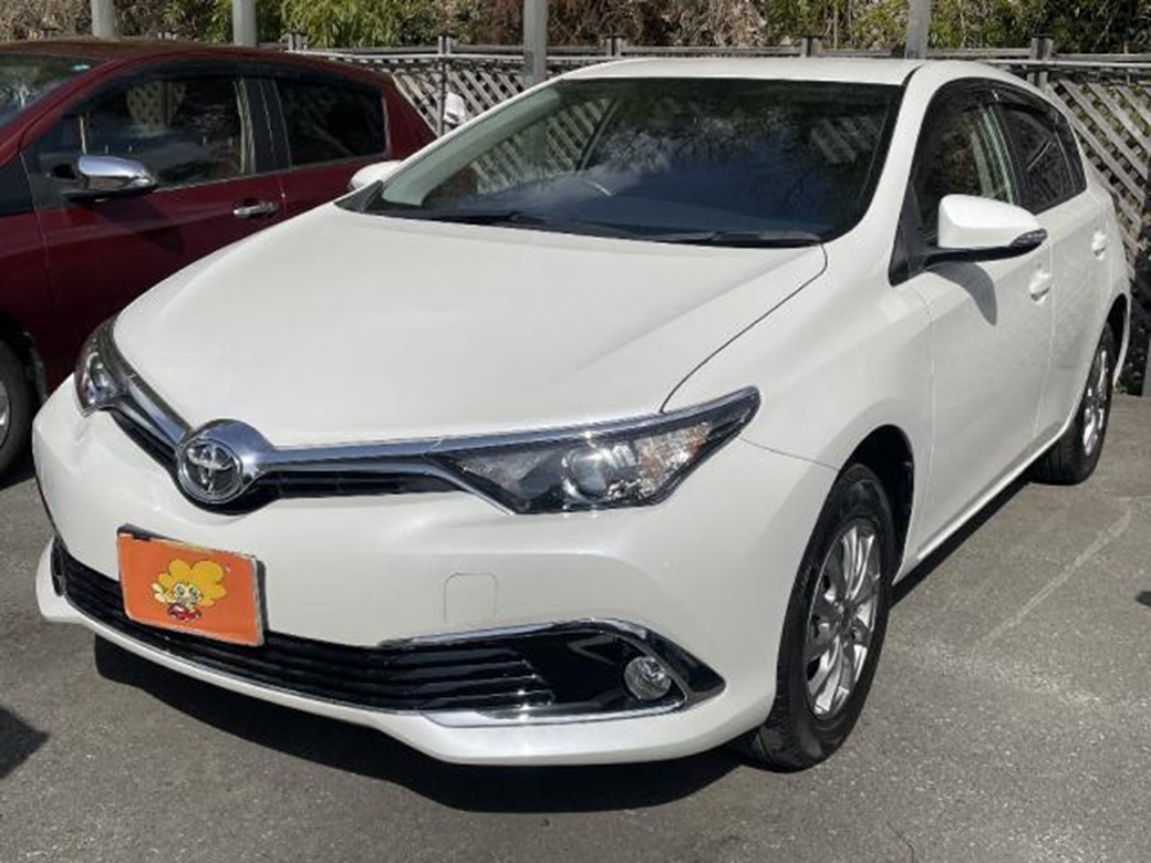 2016 Toyota Auris 150X 4WD 34,600kms | Image 1 of 20