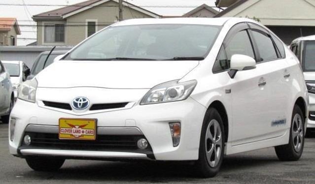 2012 Toyota Prius PHV 45,303kms | Image 1 of 19