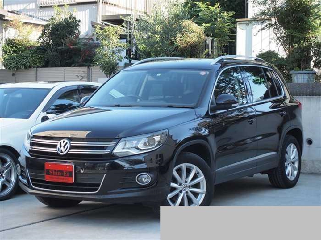 2016 Volkswagen Tiguan 69,600kms | Image 1 of 22