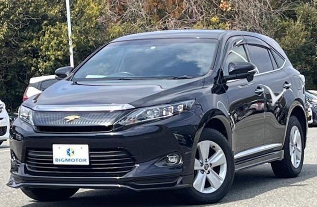 2017 Toyota Harrier 89,000kms | Image 1 of 18