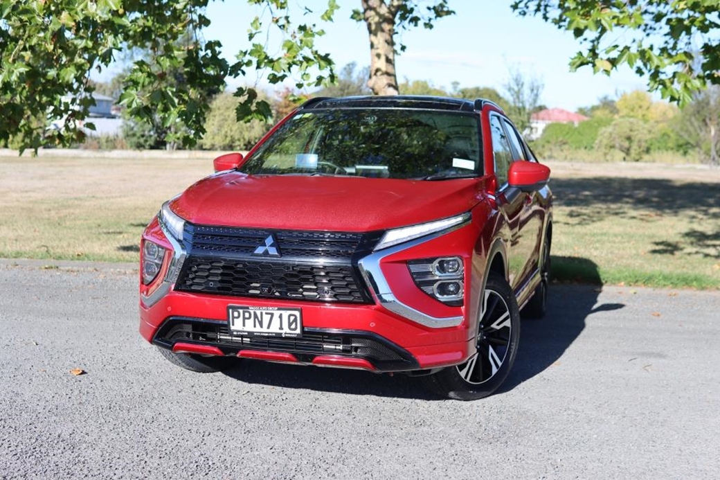 2022 Mitsubishi Eclipse Cross 4WD 45,800kms | Image 1 of 12