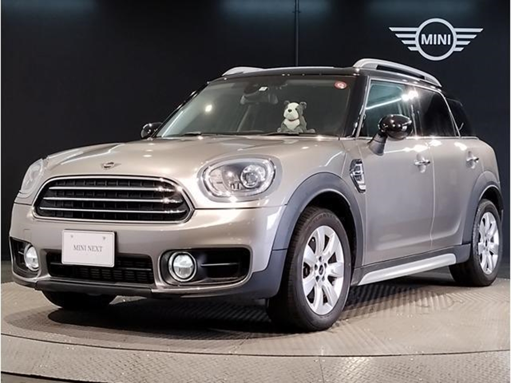 2019 Mini Cooper Crossover 27,000kms | Image 1 of 17
