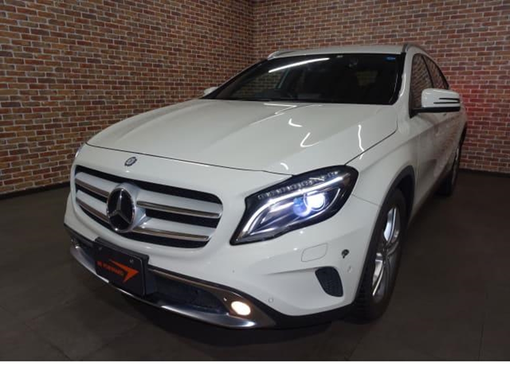 2015 Mercedes-Benz GLA Class GLA180 54,061kms | Image 1 of 21