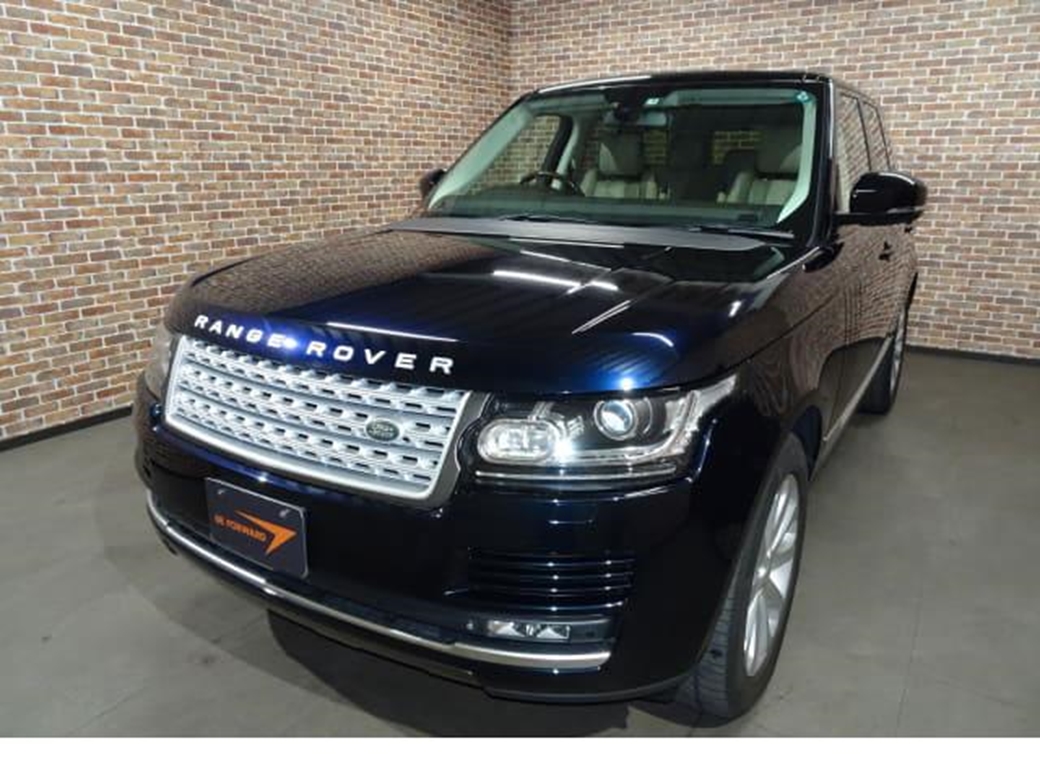 2013 Land Rover Range Rover Vogue 4WD 101,390kms | Image 1 of 21