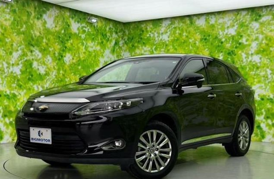 2015 Toyota Harrier 4WD 45,000kms | Image 1 of 18