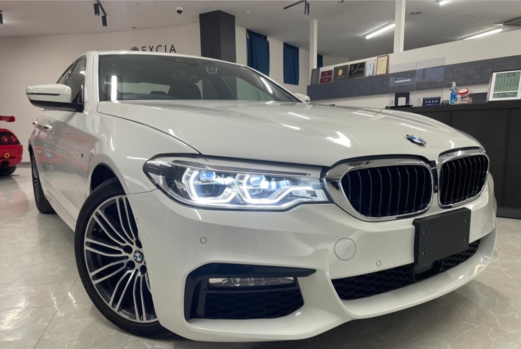 2018 BMW 5 Series 523i 8,000kms | Image 1 of 36