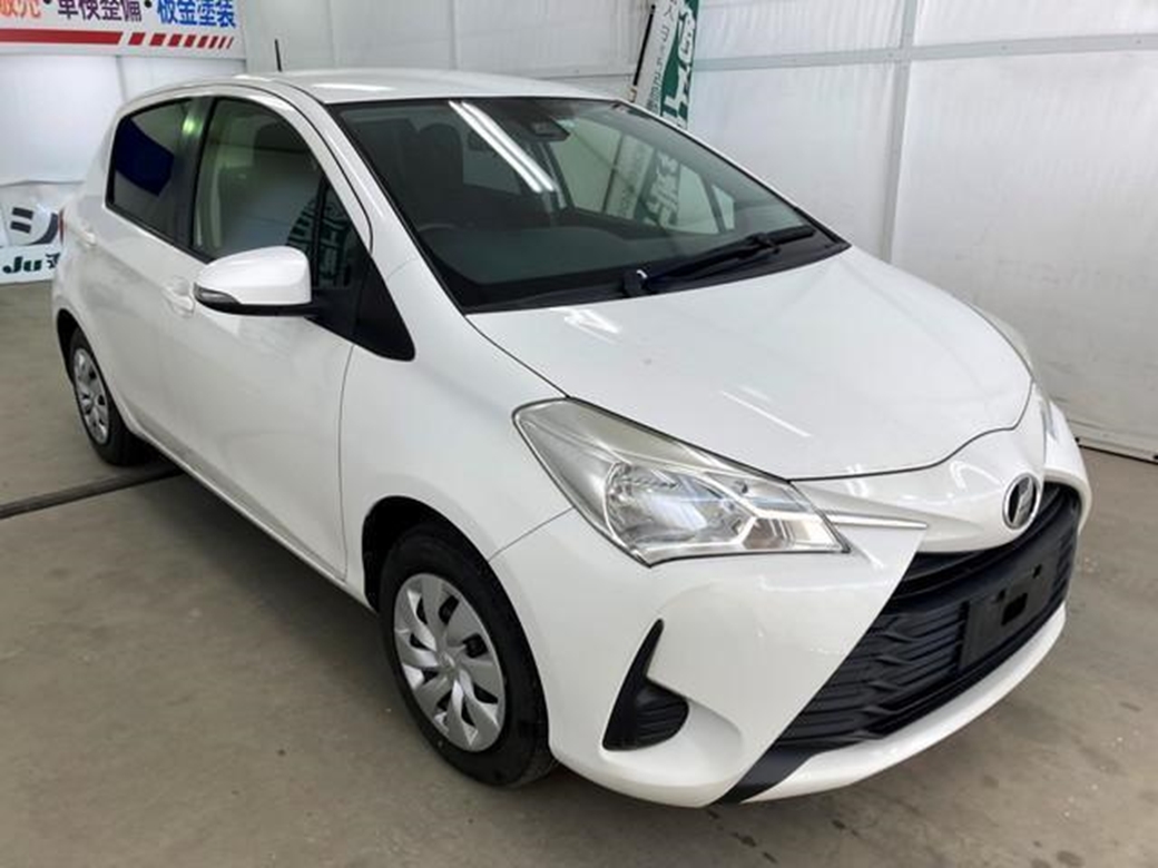 2019 Toyota Vitz 47,300kms | Image 1 of 18