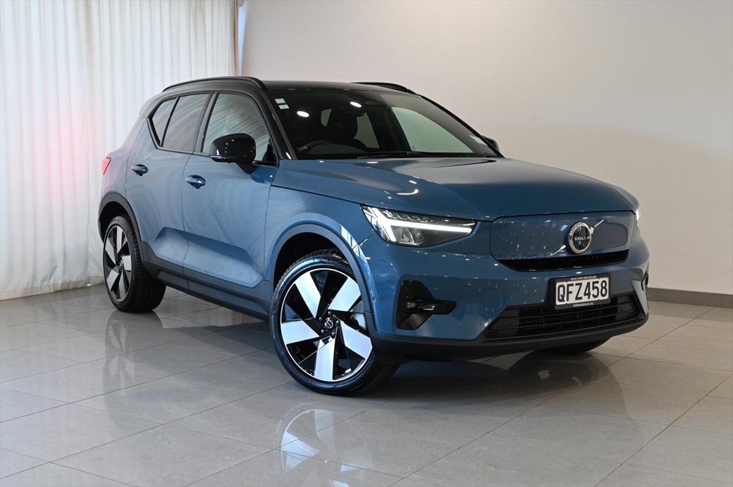 2023 Volvo XC40 5,000kms | Image 1 of 19