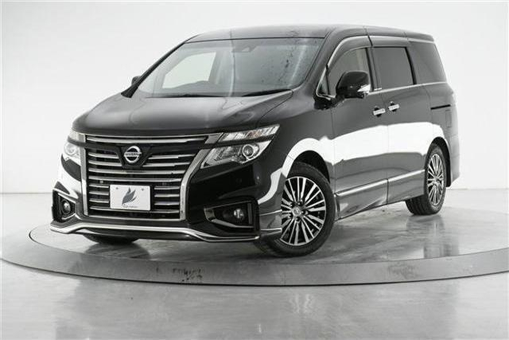 2019 Nissan Elgrand 66,600kms | Image 1 of 10