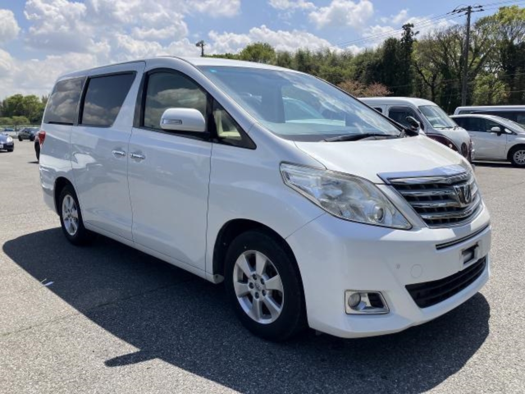 2014 Toyota Alphard 240X 22,000kms | Image 1 of 9