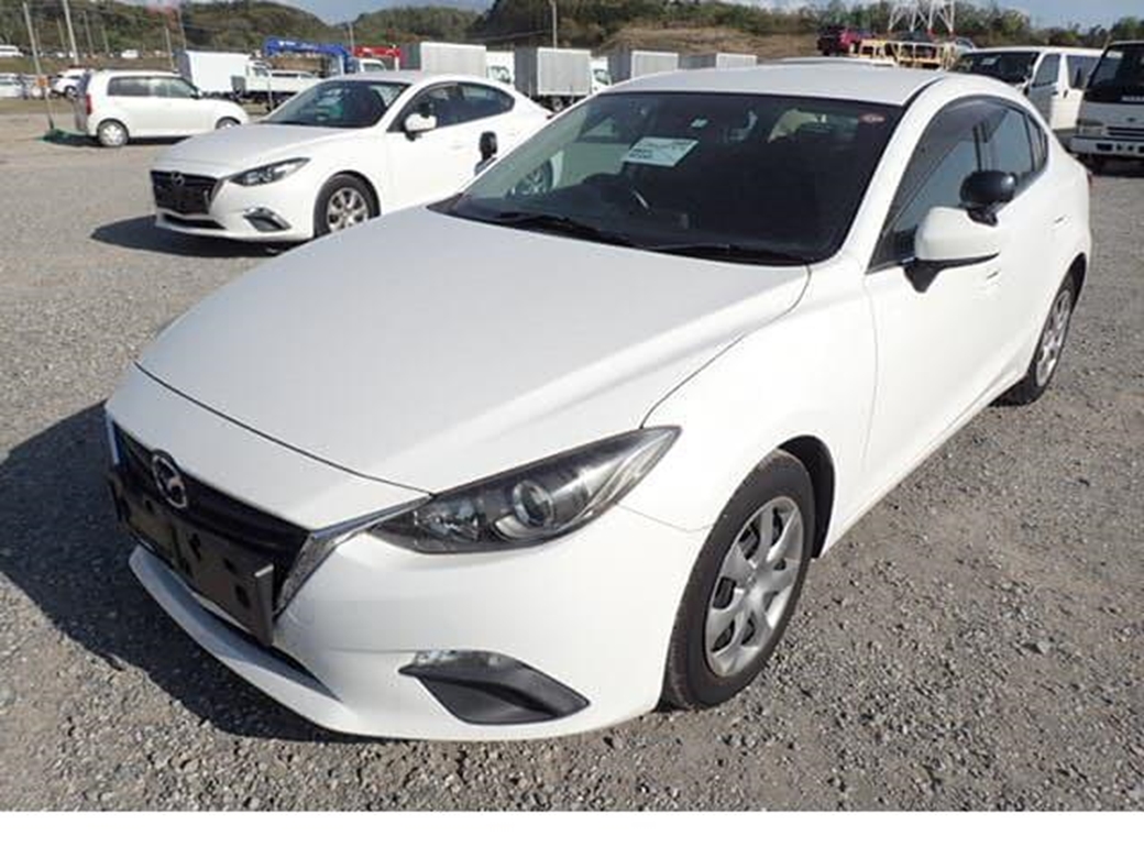 2014 Mazda Axela 69,033kms | Image 1 of 14
