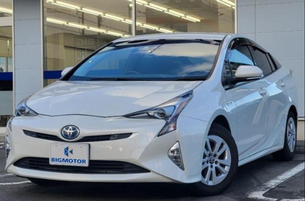 2018 Toyota Prius Plus 56,000kms | Image 1 of 18