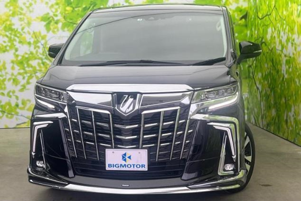 2021 Toyota Alphard 20,000kms | Image 1 of 18