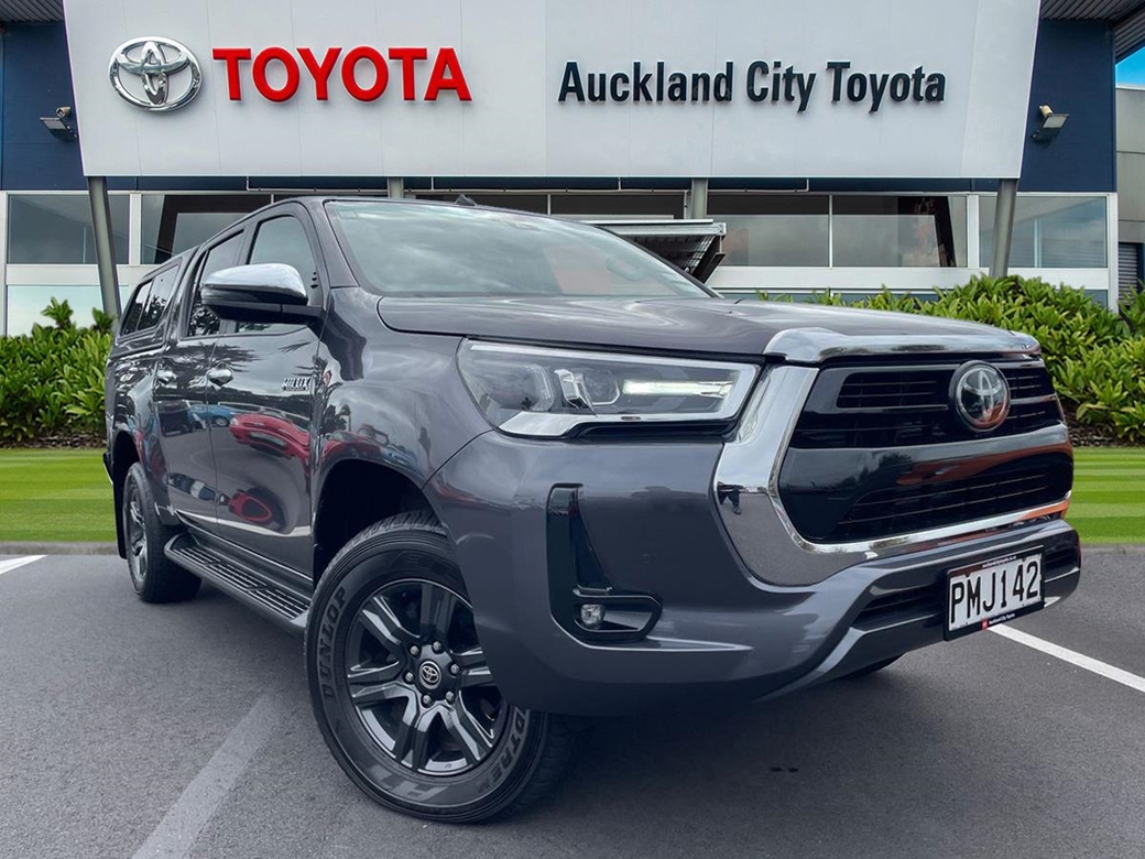 2022 Toyota Hilux 4WD 24,147kms | Image 1 of 21