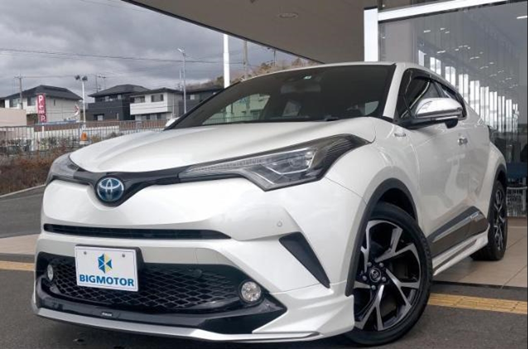 2017 Toyota C-HR 93,000kms | Image 1 of 18