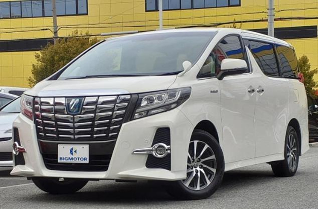 2015 Toyota Alphard 4WD 81,000kms | Image 1 of 18