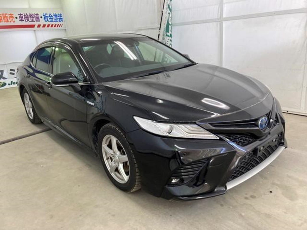 2018 Toyota Camry 71,950kms | Image 1 of 19
