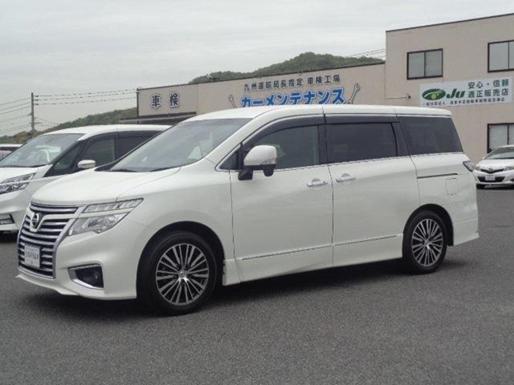 2016 Nissan Elgrand 82,664kms | Image 1 of 18