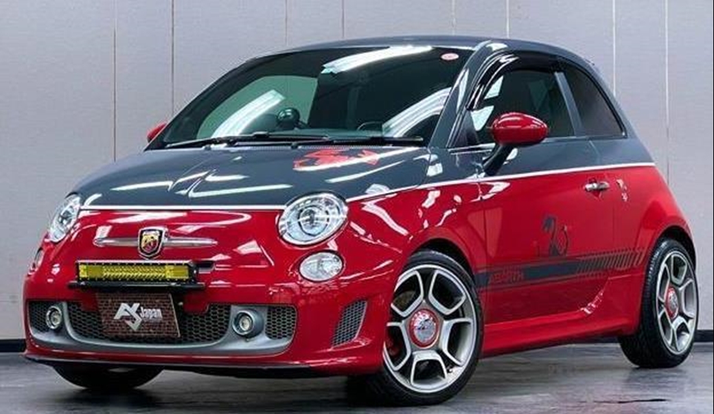 2013 Fiat 595 Abarth 35,000kms | Image 1 of 16