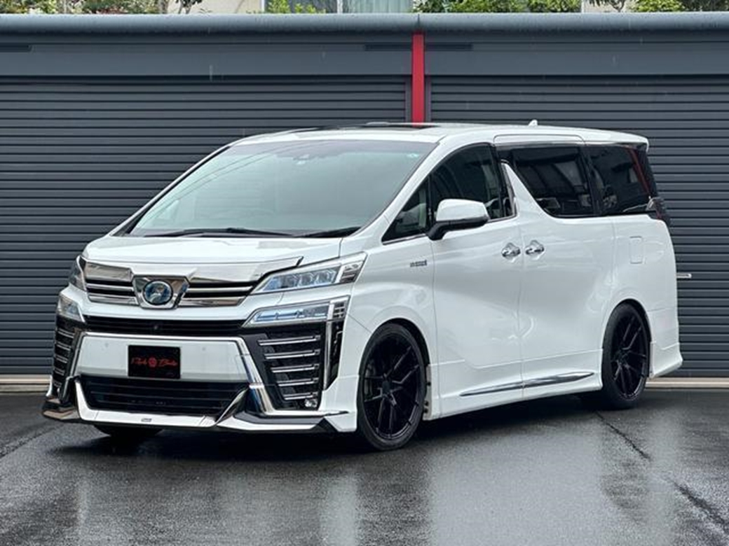 2019 Toyota Vellfire 4WD 28,000kms | Image 1 of 20