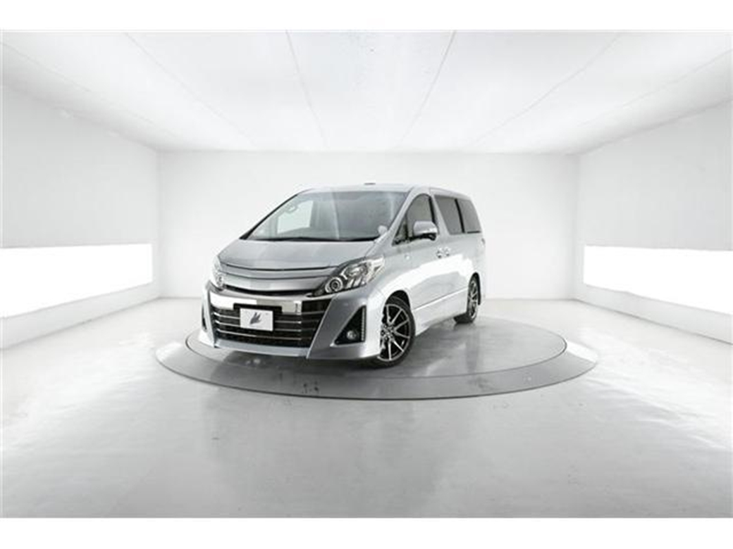 2013 Toyota Alphard 350S 66,300kms | Image 1 of 20