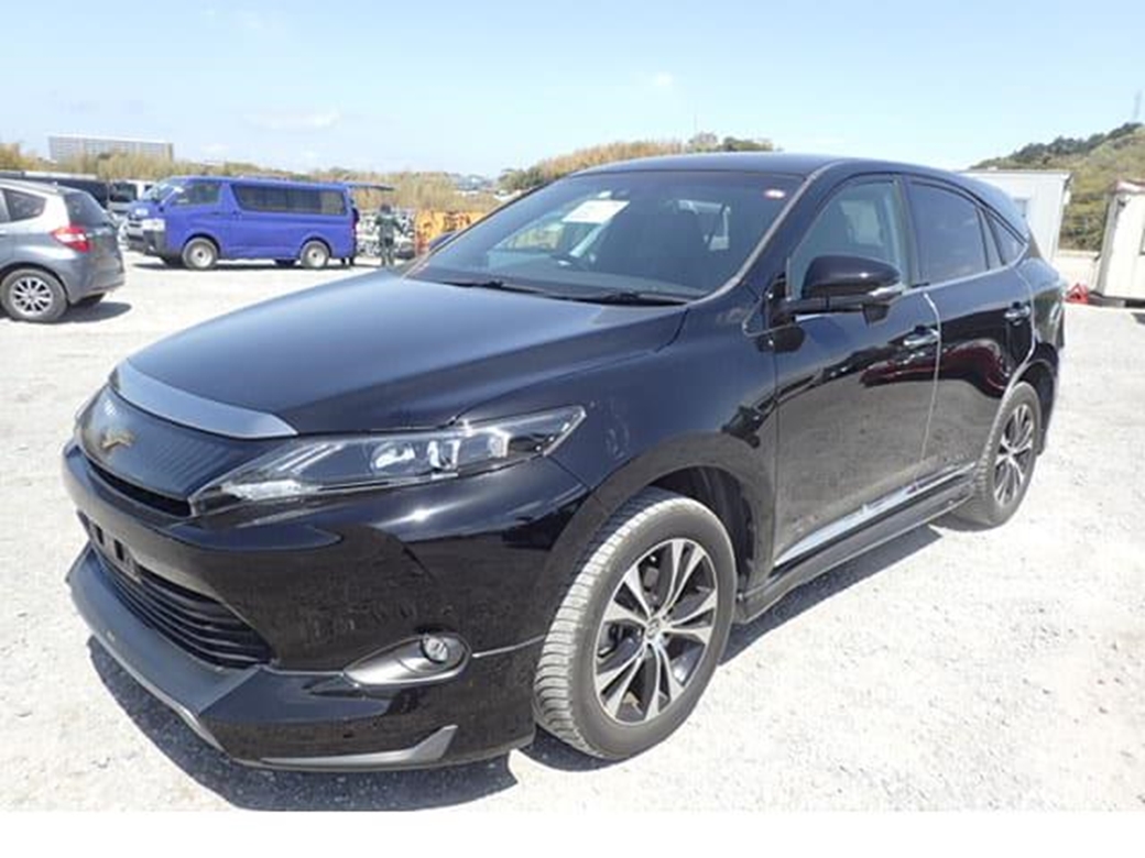 2016 Toyota Harrier 82,386kms | Image 1 of 18